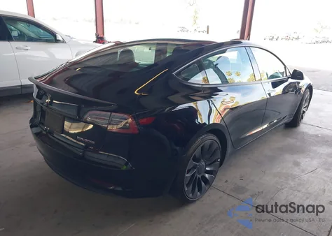2021 Tesla Model 3 Performance Dual Motor All-Wheel Drive z USA, uszkodzony, nr VIN 5YJ3E1EC2MF093067